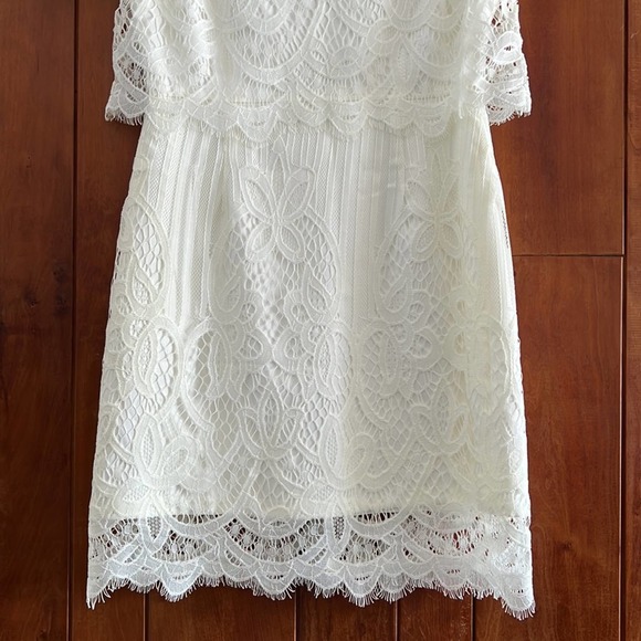 Off The Shoulder White Lace Mini Dress - Picture 4 of 10